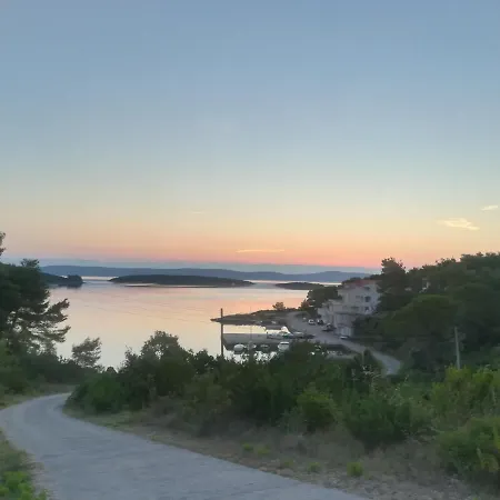 Captain Ante's House Dragove