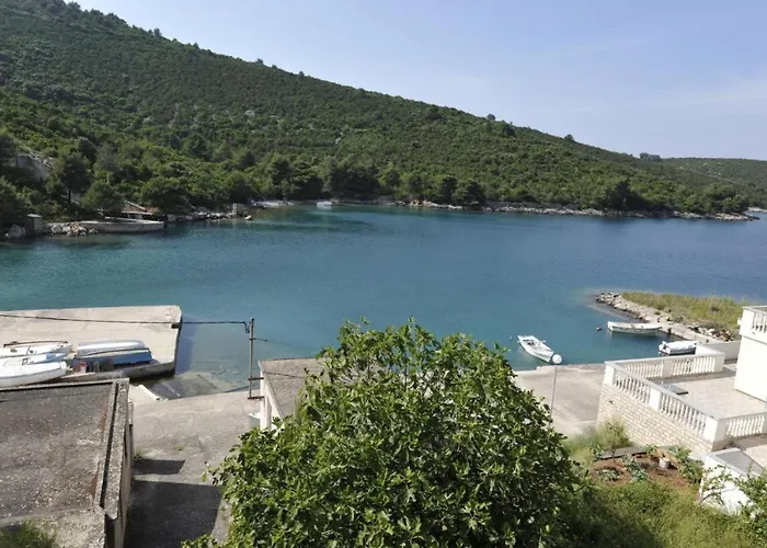 Captain Ante's House * Dragove