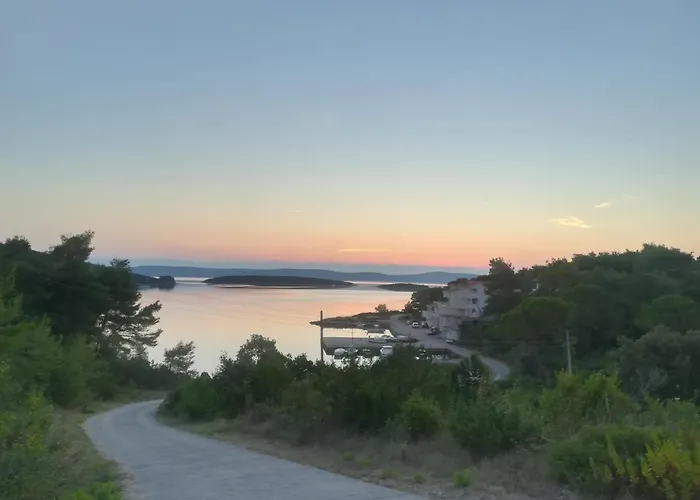 Captain Ante's House Dragove