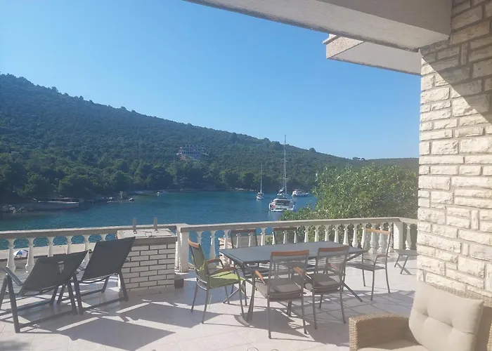 Ferienhaus Captain Ante's House *